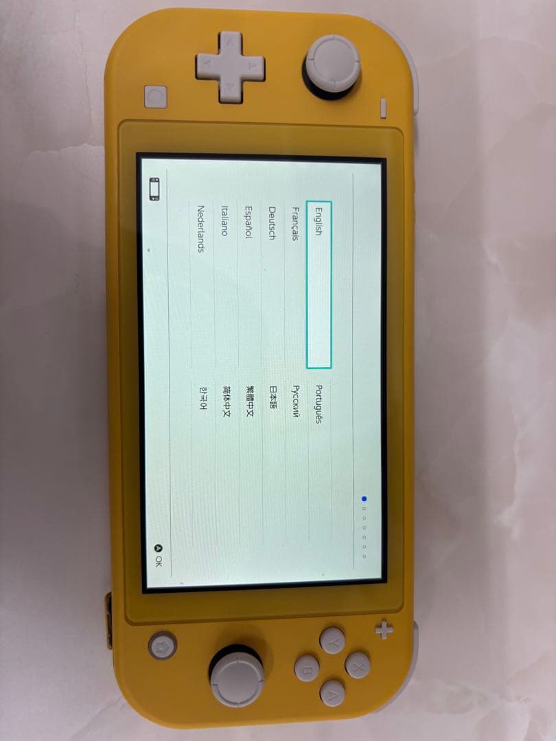 Nintendo Switch Lite イエロー 本体 ソフト1本付き