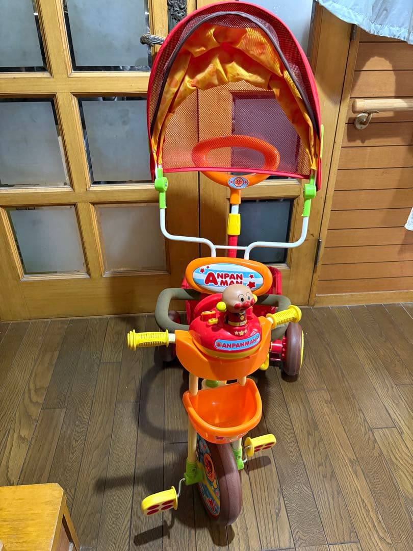 アンパンマンデラックスII ブザー付きおでかけ三輪車