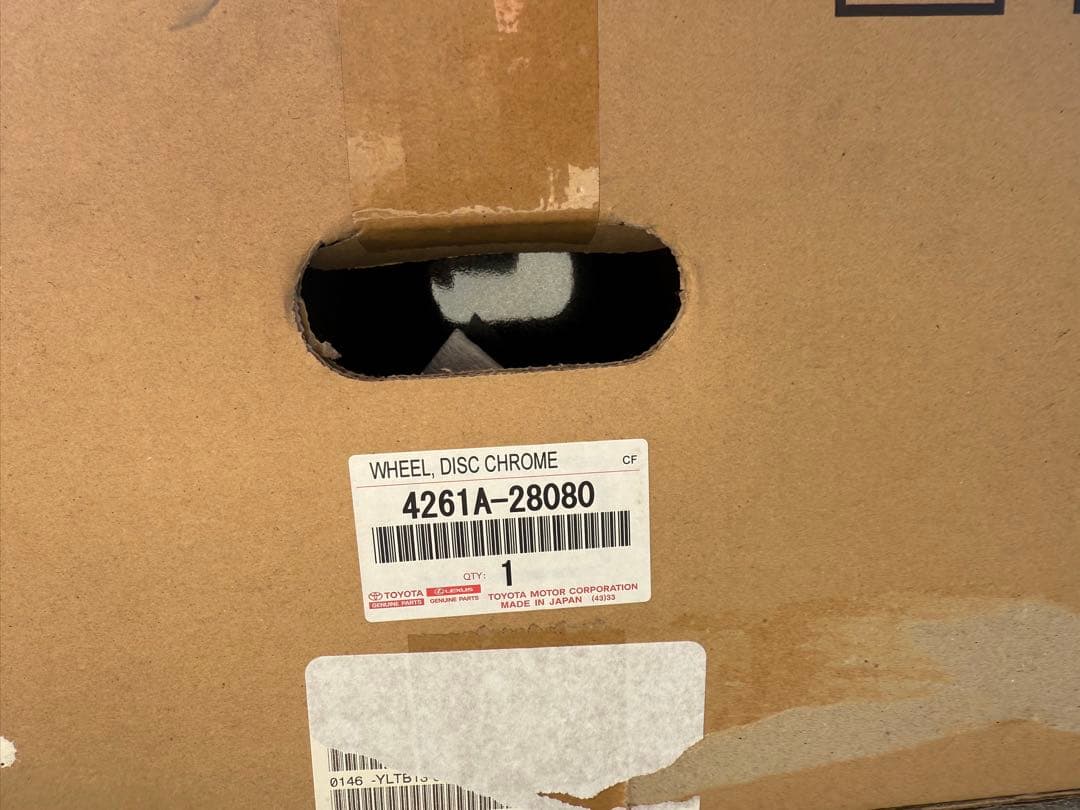 トヨタ　ヴォクシー　純正アルミ