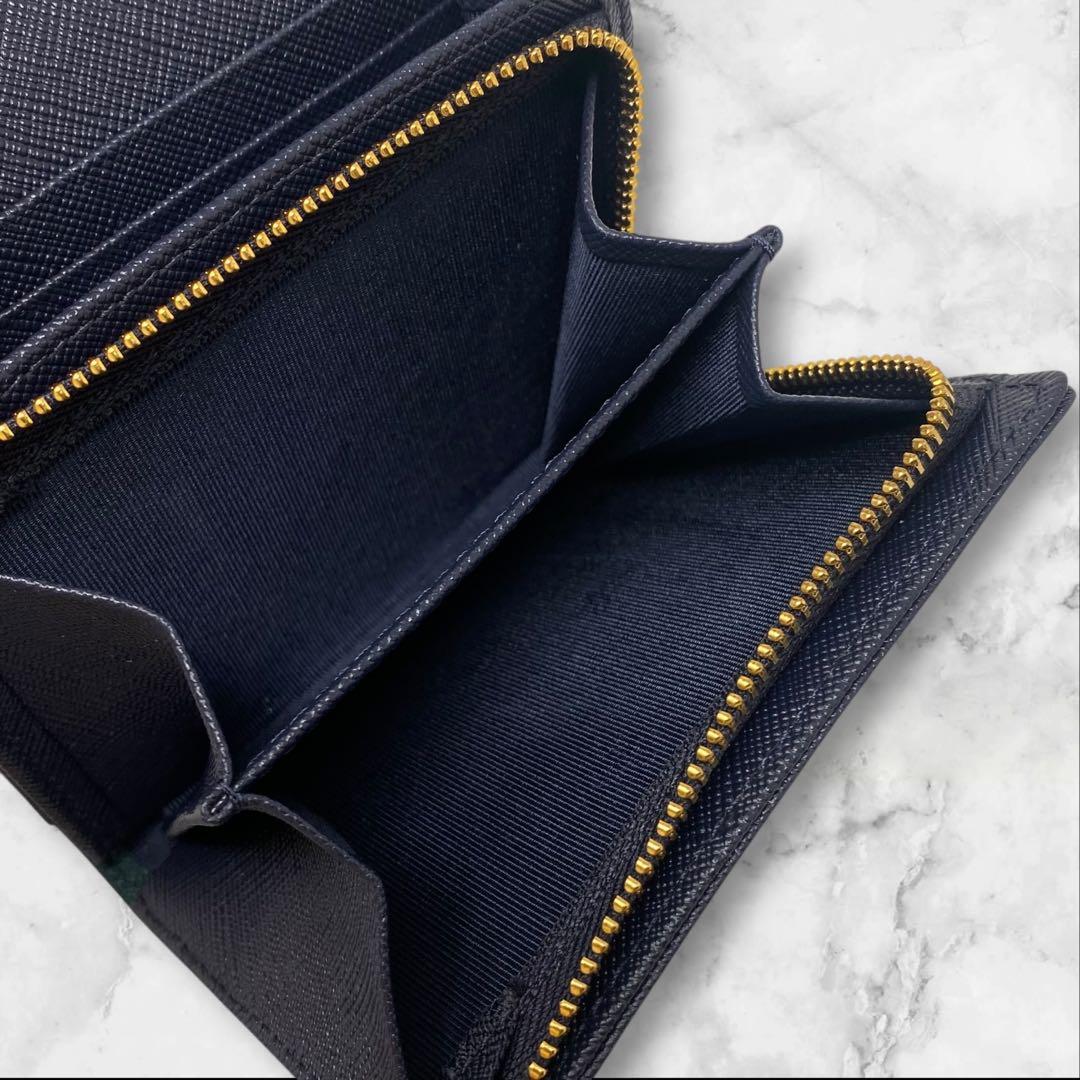 agnes b. アニエスベー 二つ折り財布 グリーン プレート ネイビー