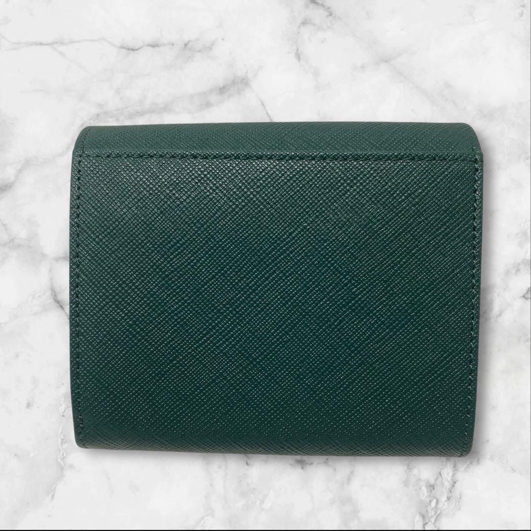 agnes b. アニエスベー 二つ折り財布 グリーン プレート ネイビー