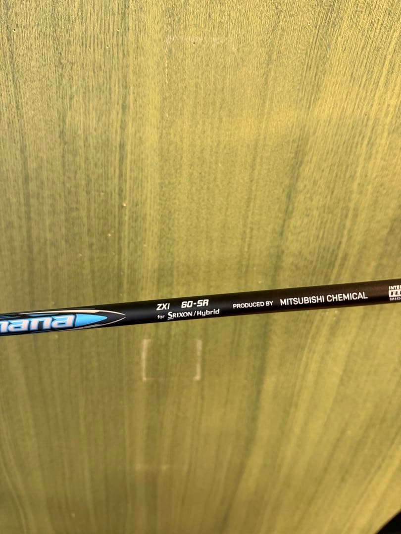 スリクソン　ZXiU 2番　18° 新品未使用
