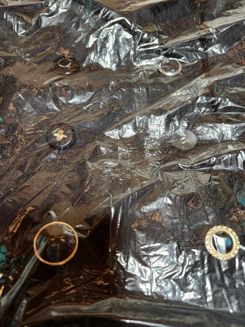 e.kです(^o^)/他の方は購入不可‼