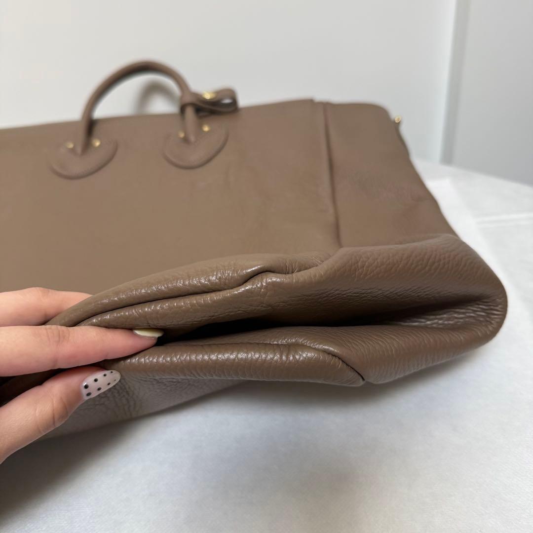 IENA ヤングアンドオルセン EMBOSSED LEATHER TOTE L