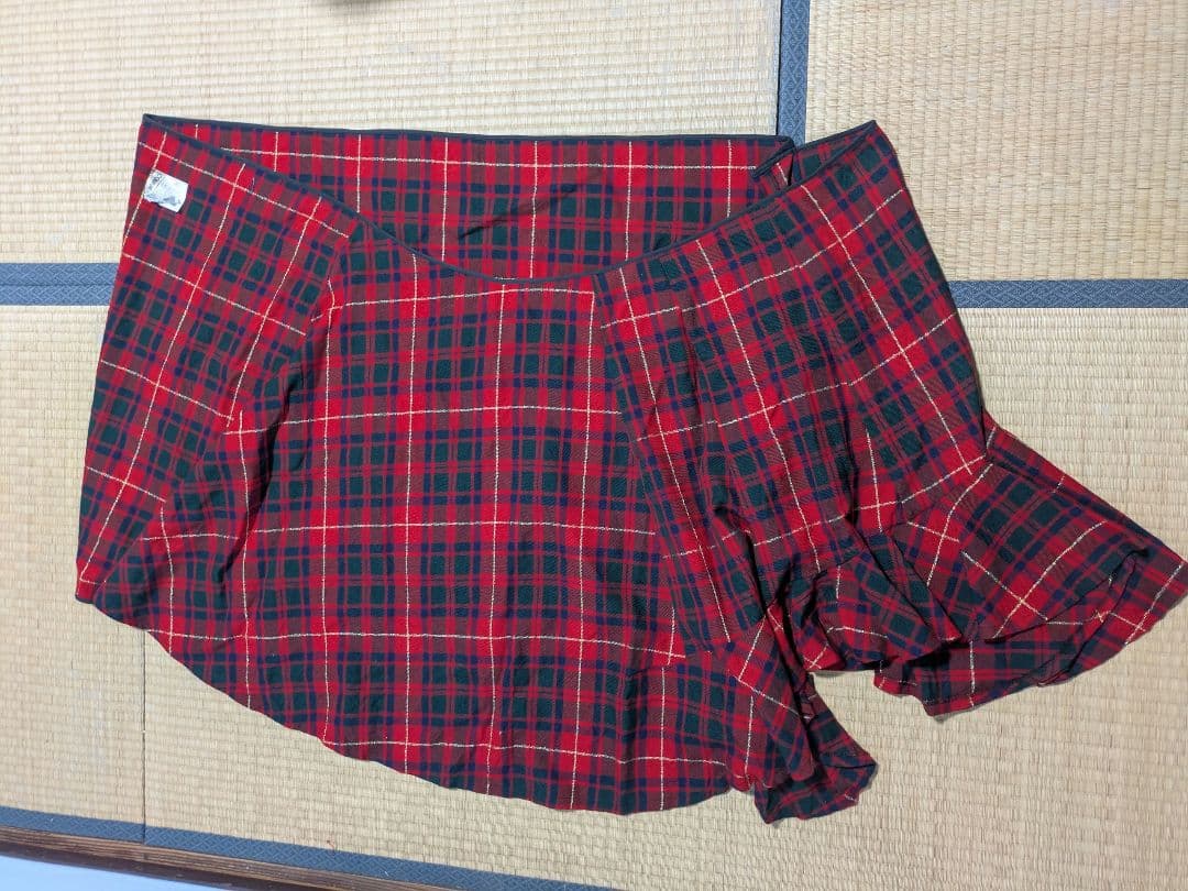 コムデギャルソン　チェックスカート　赤