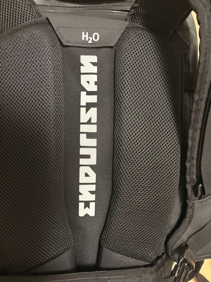 エンデュリスタン ENDURISTAN ハリケーン バックパック 15L