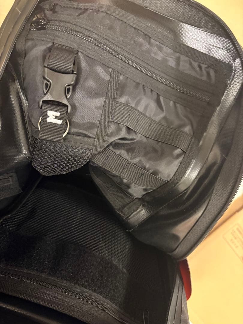 エンデュリスタン ENDURISTAN ハリケーン バックパック 15L