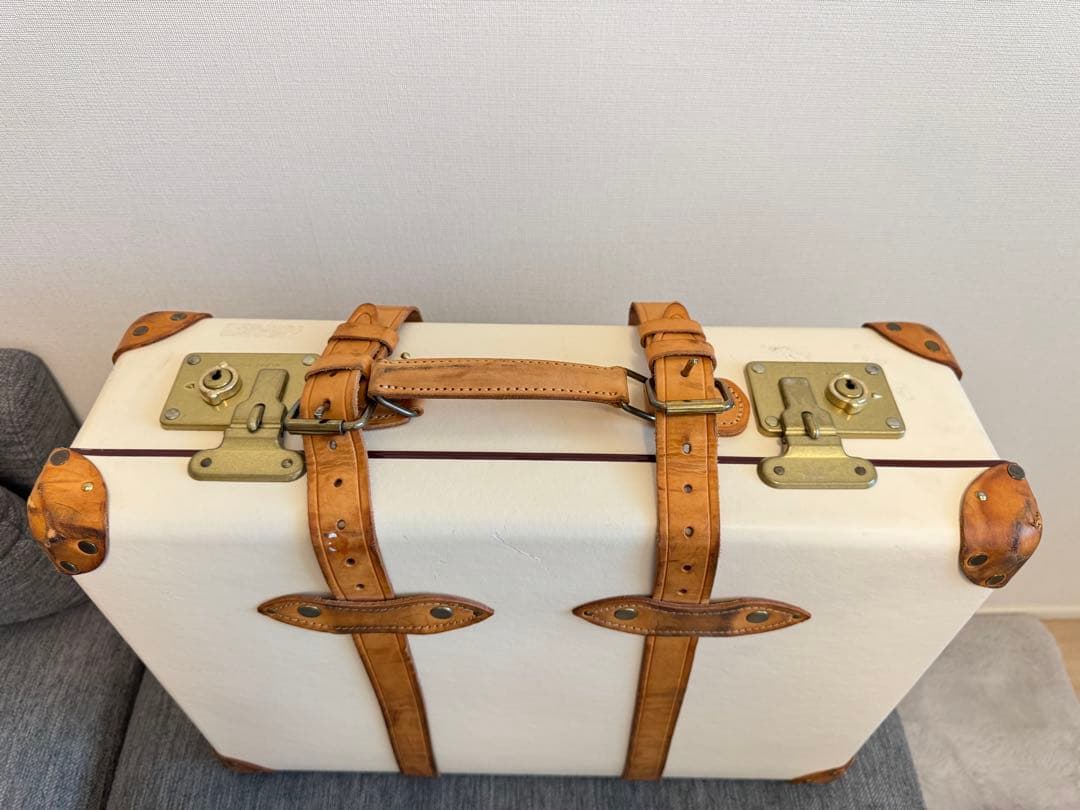 【30%offセール】グローブトロッターGLOBE TROTTER スーツケース