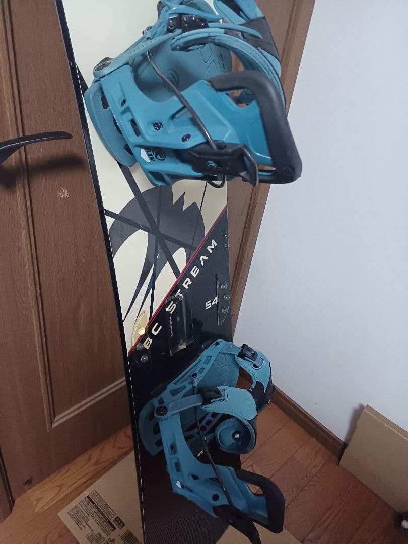 BC STREAM R2 スノーボードハンマーヘッド 154cm　ビンディング付