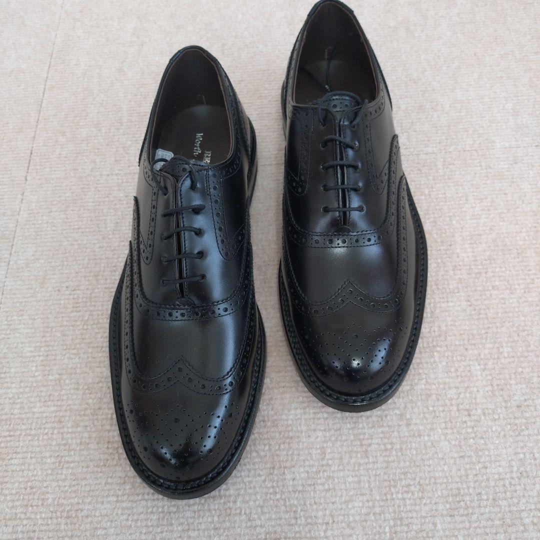 REGALブラックウィングチップドレスシューズ