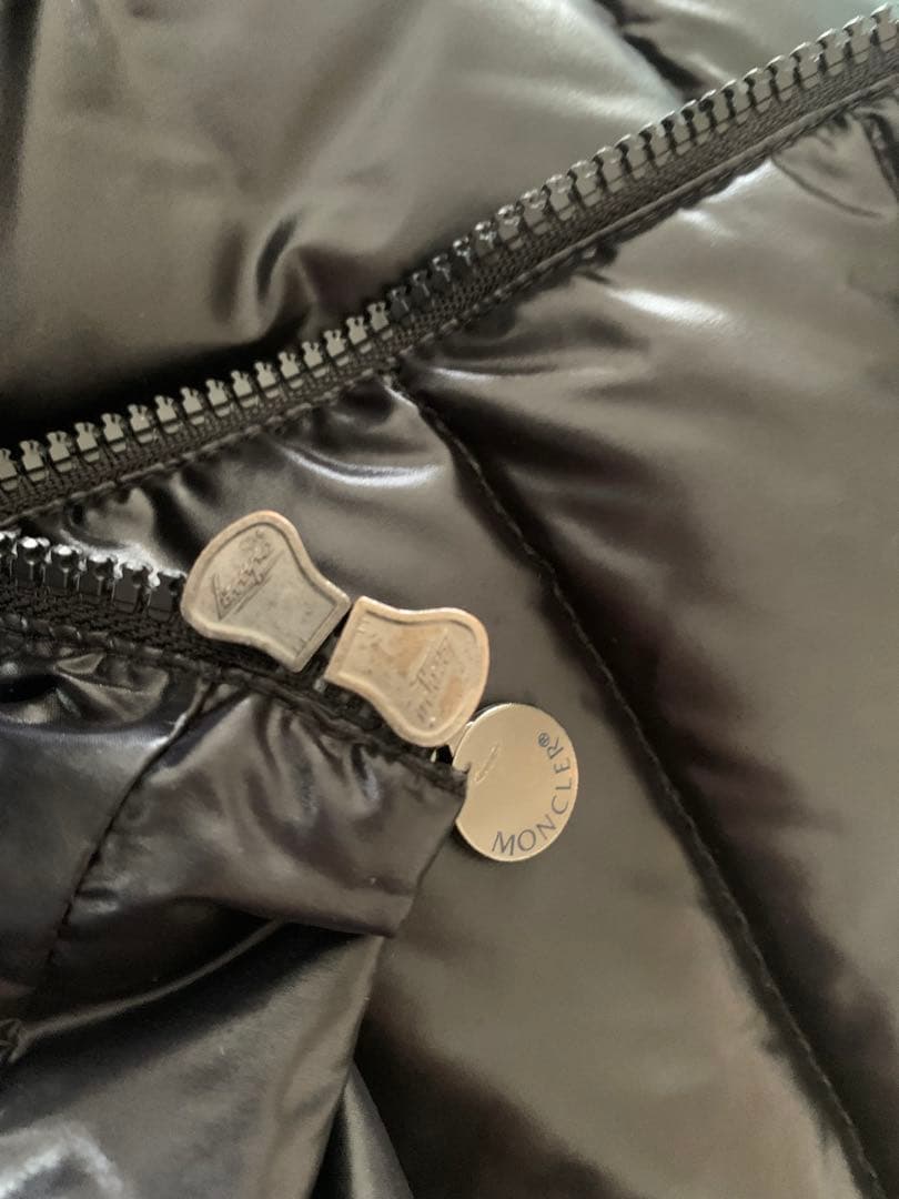 【美品】MONCLER ダウンベスト 黒　サイズ1