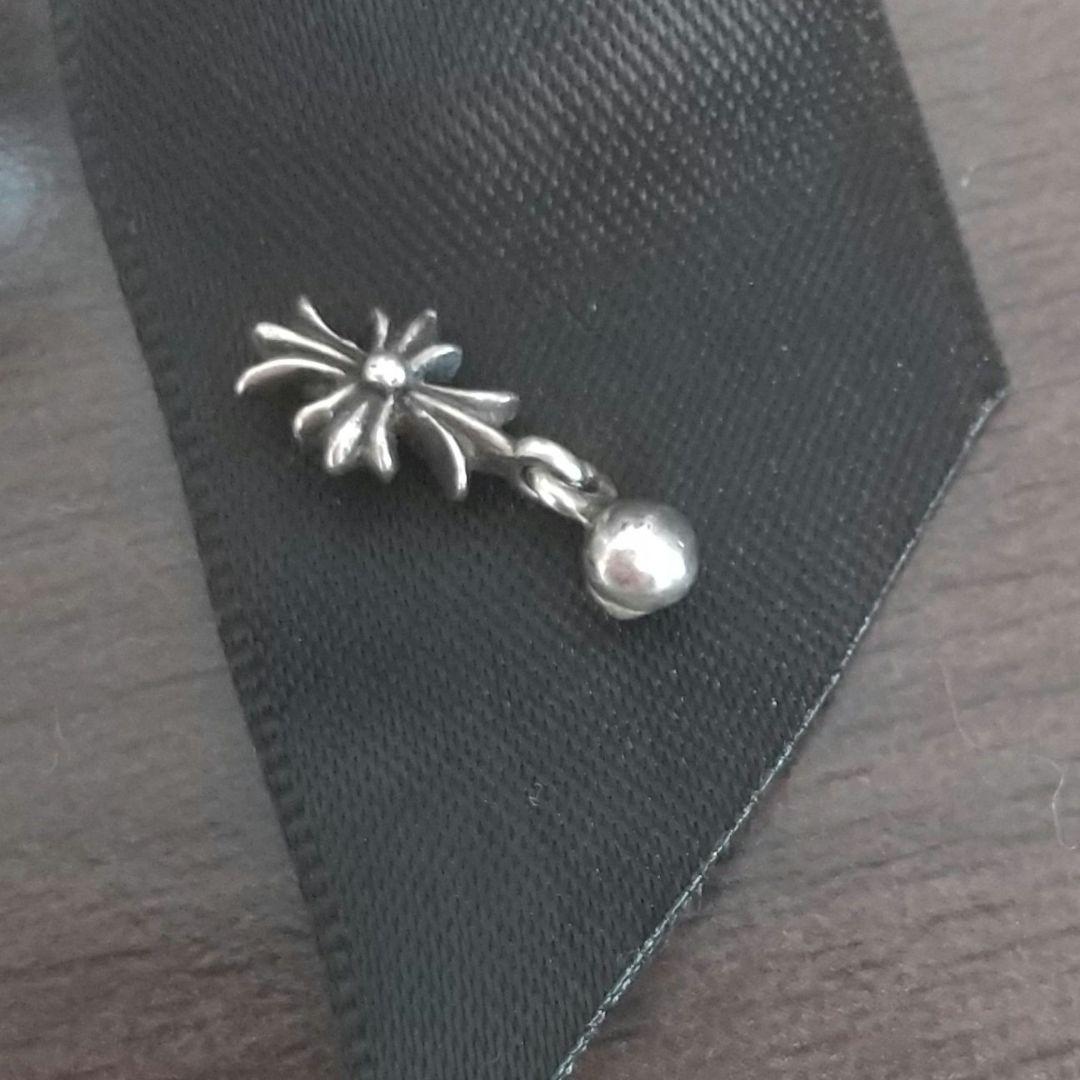 ⁡*様 クロムハーツ　タイニーE ドロップ　ピアス