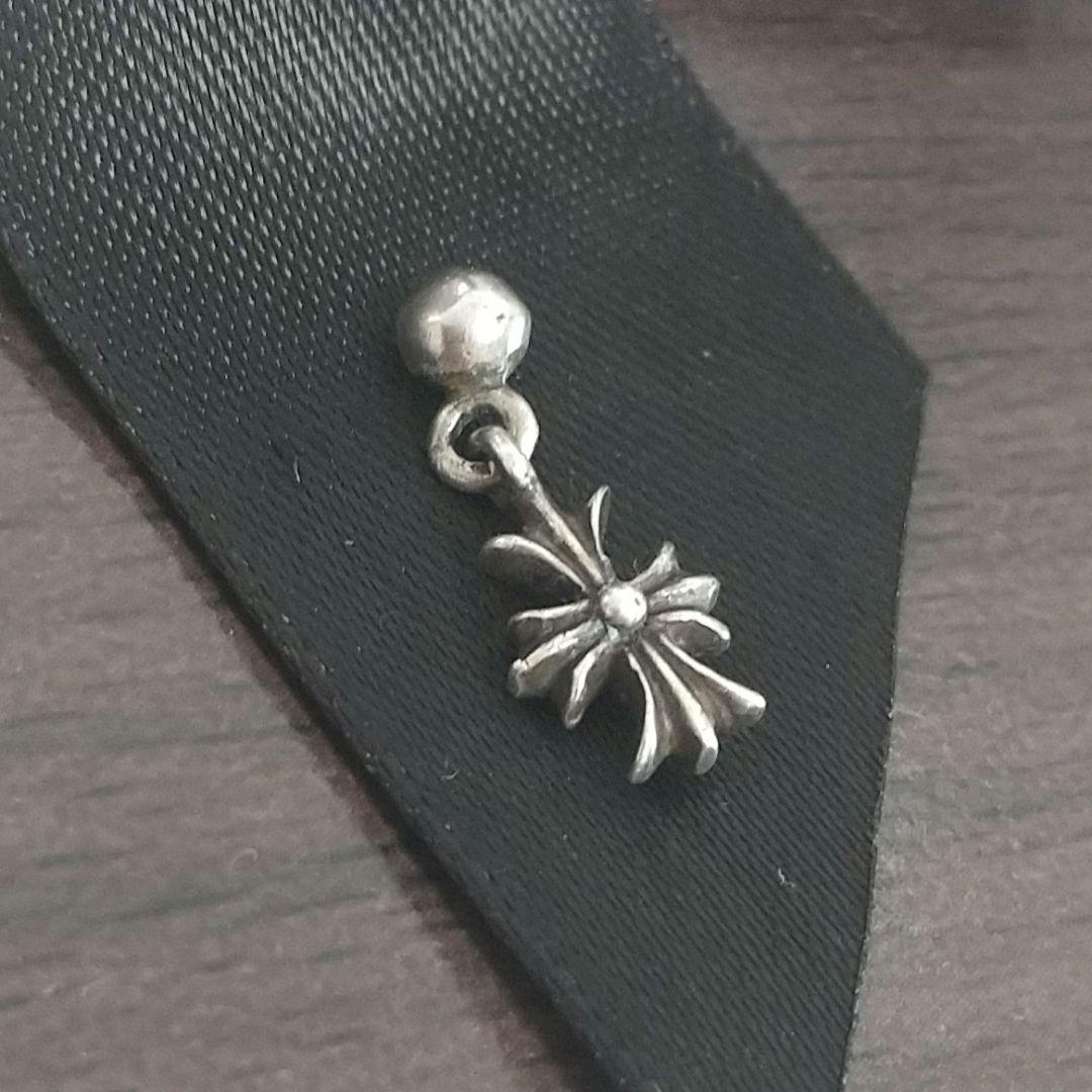 ⁡*様 クロムハーツ　タイニーE ドロップ　ピアス