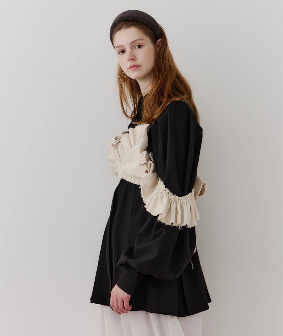 ボリュームドレープフリルビスチェ