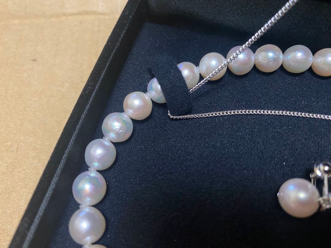 あこや真珠3点セット【ネックレス・イヤリング】鑑別書付　8.5〜9.0mm 大粒