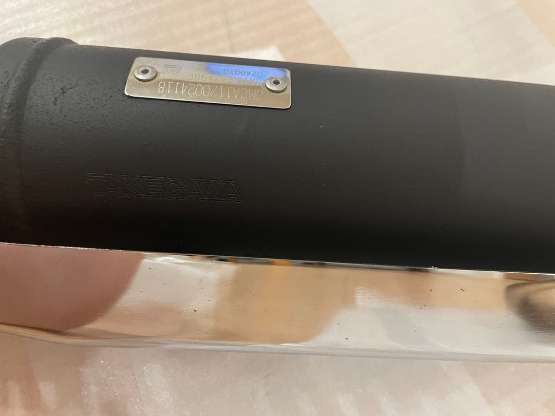 【美品】TAKEGAWA スクランブラーマフラー（アップ)(政府認証）