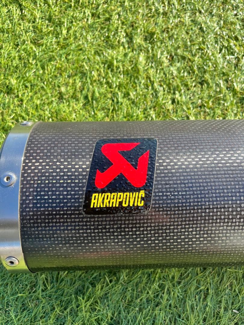 アクラポビッチ　スリップオンマフラーstato