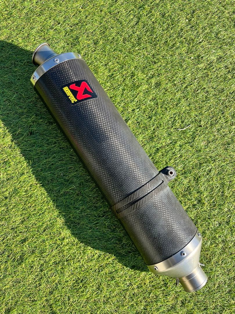 アクラポビッチ　スリップオンマフラーstato