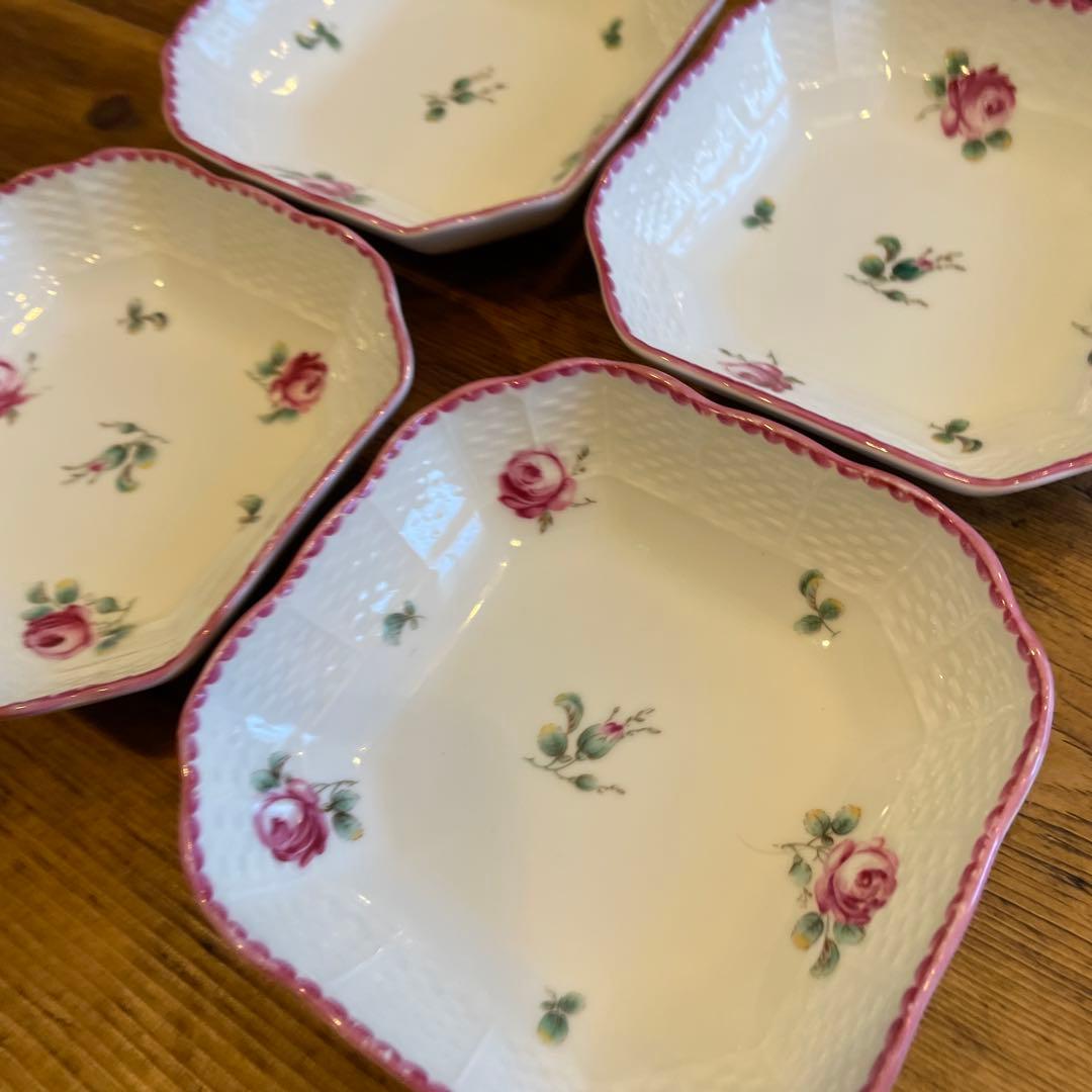 キャットマンリチャードジノリRichard Ginori バラローズ柄4枚