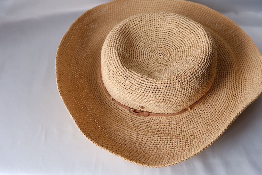 ヘレンカミンスキーベージュ 麦わら帽子レザーバンド付きゴールデンウィークsale