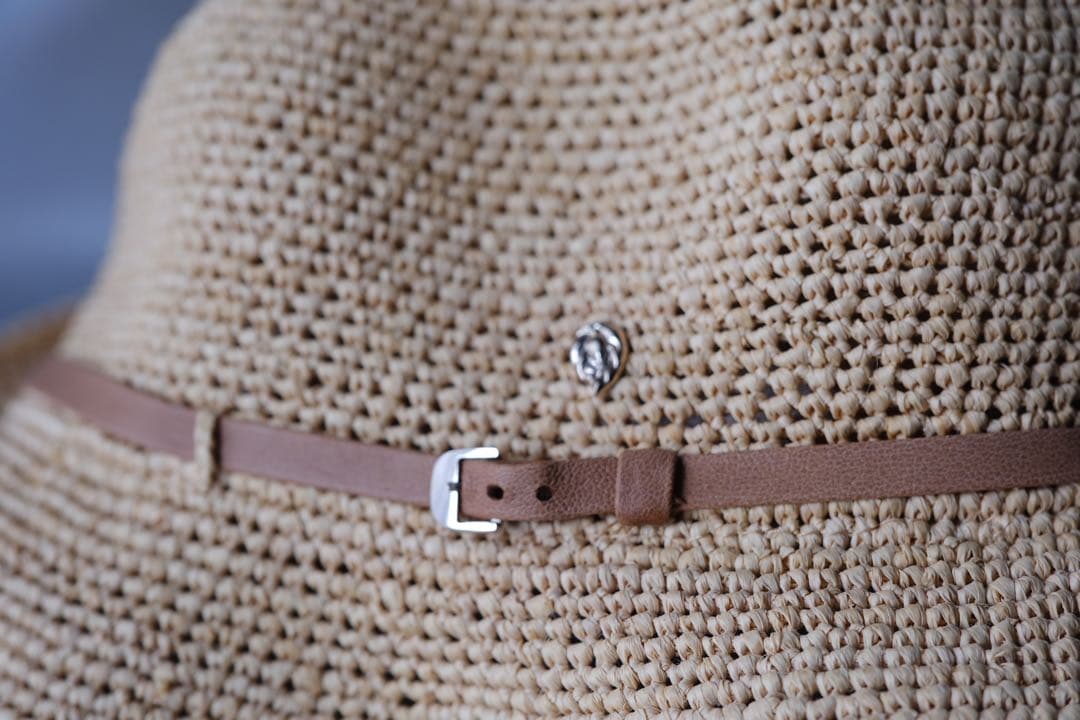 ヘレンカミンスキーベージュ 麦わら帽子レザーバンド付きゴールデンウィークsale