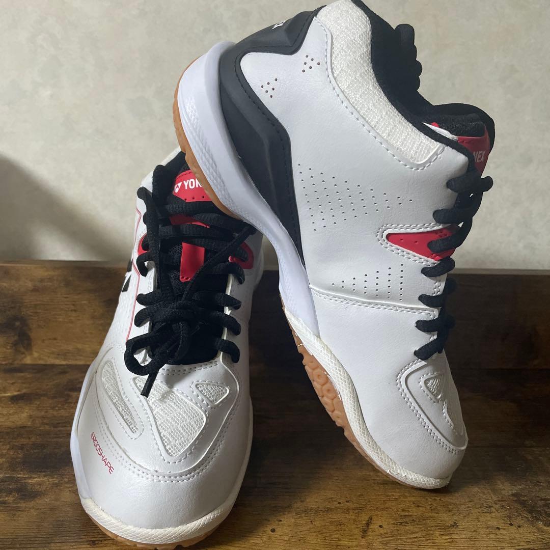 【新品・未使用】YONEX パワークッションチームRISX テニスシューズか