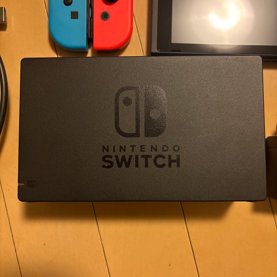 Nintendo Switch 本体 青/赤 Joy-Con 付属