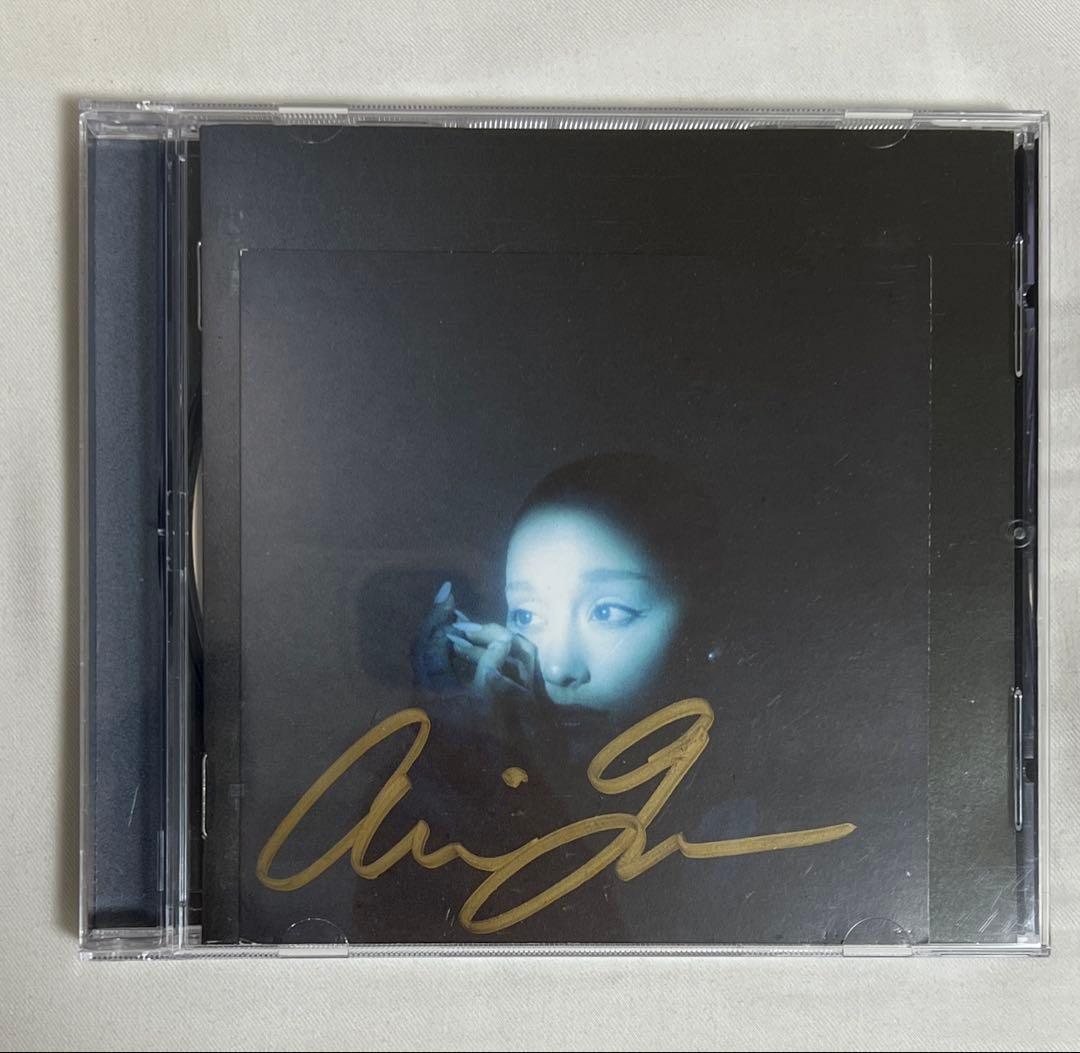 直筆サイン入り アリアナグランデ 「エターナル サンシャイン」 CD