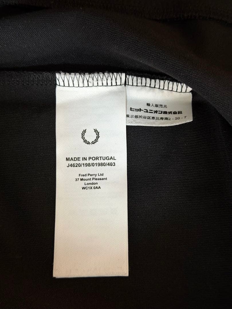 フレッドペリーTaped Track Jacket（テープド トラックジャケット