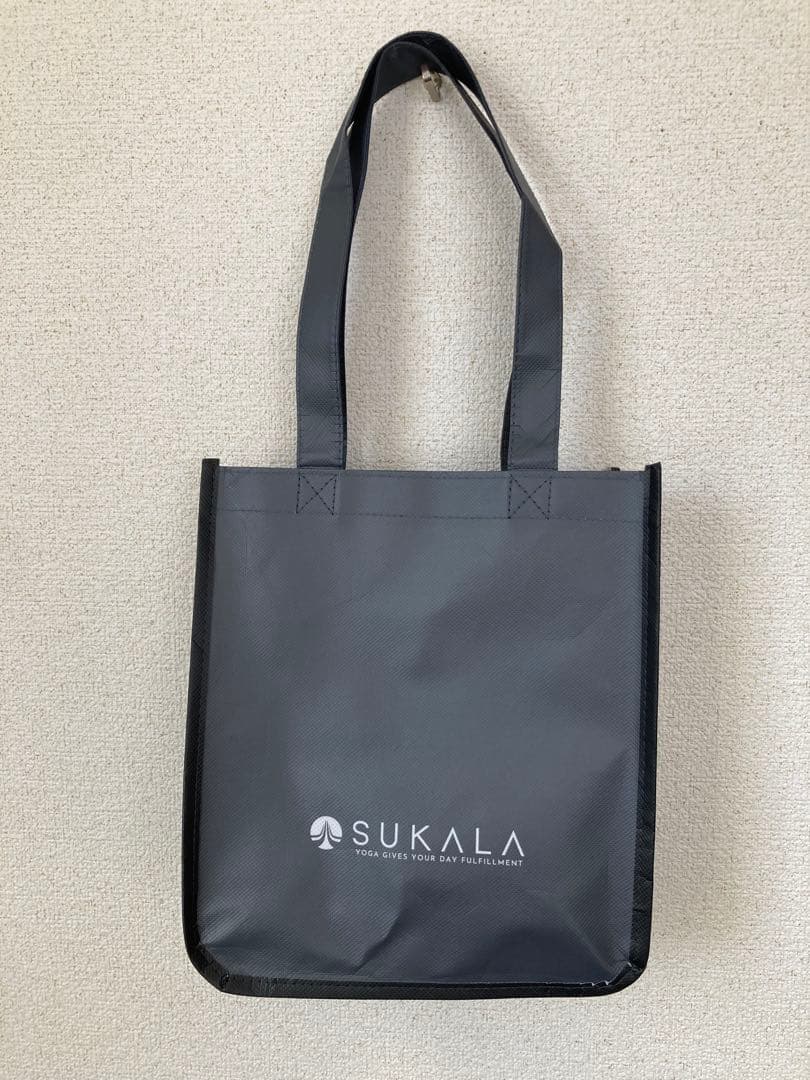 【SUKALA】 ヨガウェア　新品未使用　 青タンクトップ とブラトップMサイズ