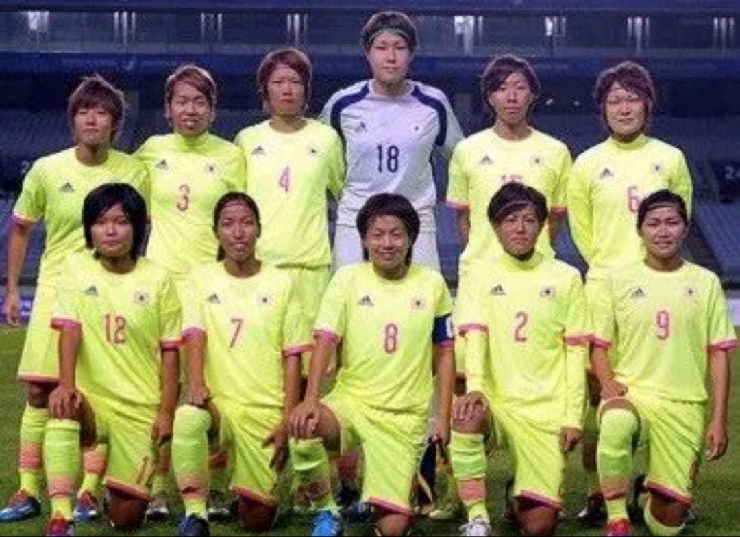 【新品美品】日本代表 なでしこジャパン 2014 アウェイ 長袖ユニフォーム