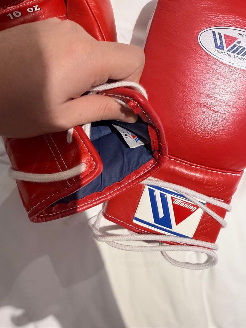 Winning ボクシンググローブ 16 oz 赤