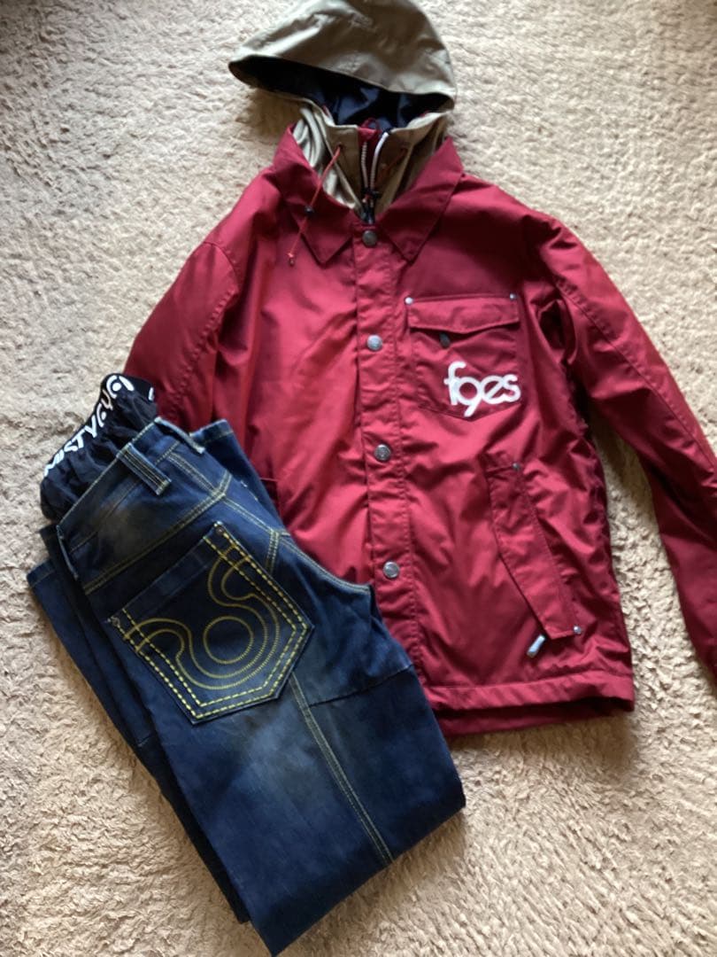 FOURNINESＸMISTYCYCDレディースＳＭスノボウェアスキーウェア