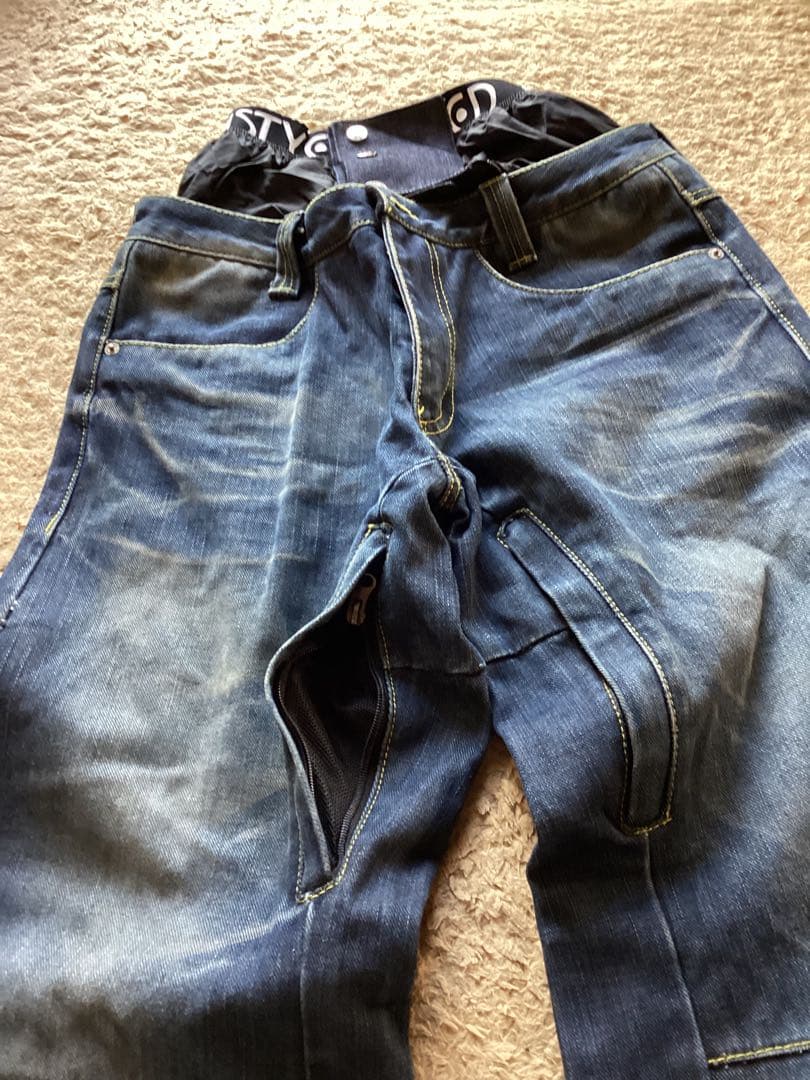 FOURNINESＸMISTYCYCDレディースＳＭスノボウェアスキーウェア