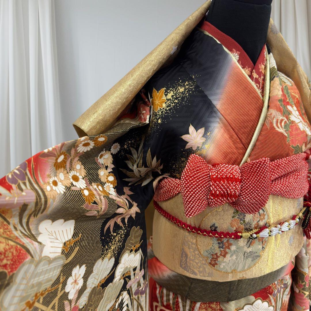 逸品 振袖7点フルセット 金駒刺繍 豪華金彩 鴛鴦　四季草花文様　成人式　結婚式