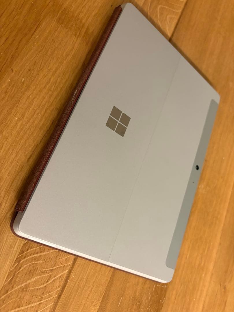 Microsoft Surface Go 8GB 128GBキーボード・マウス付