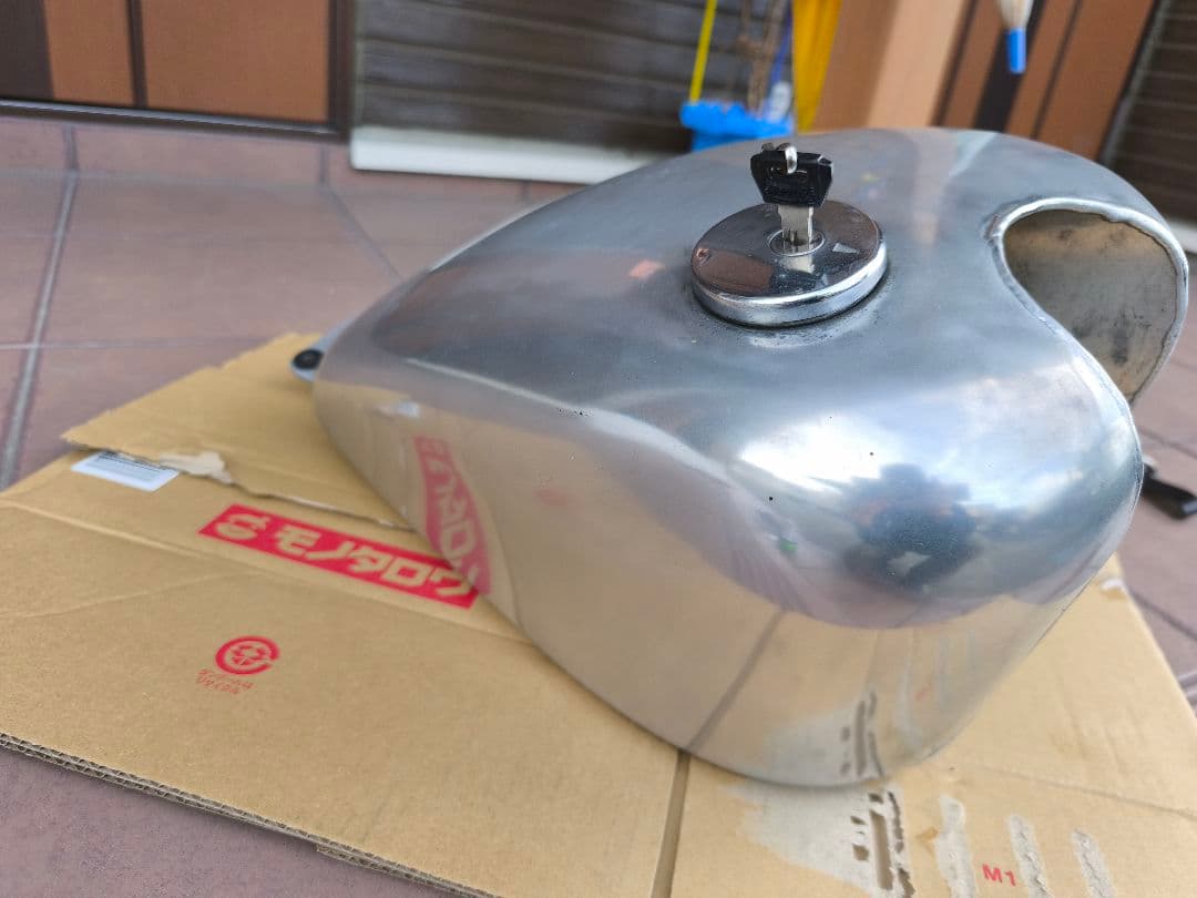 ビッグシーダー　アルミタンク　グラストラッカー