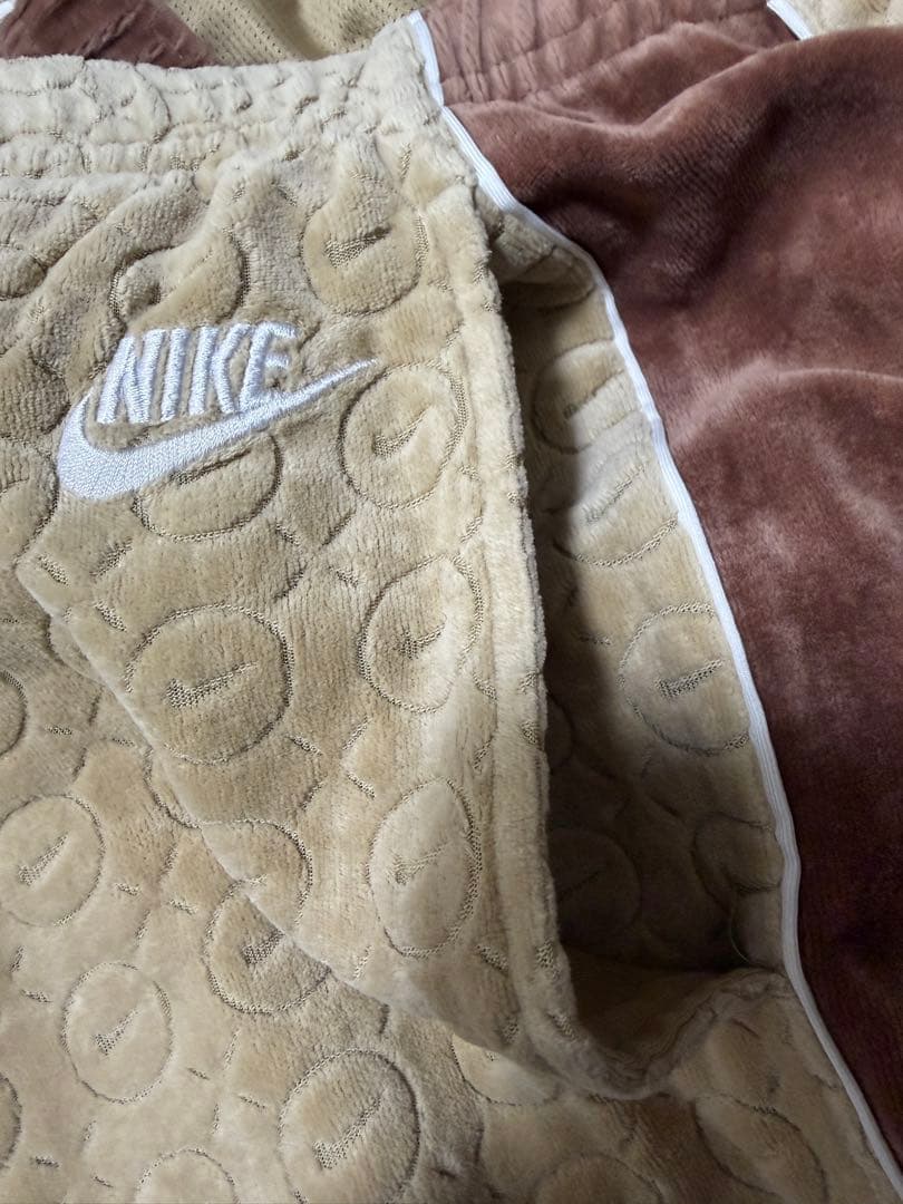パンツ Supreme Nike Velour Track Pant Tan L