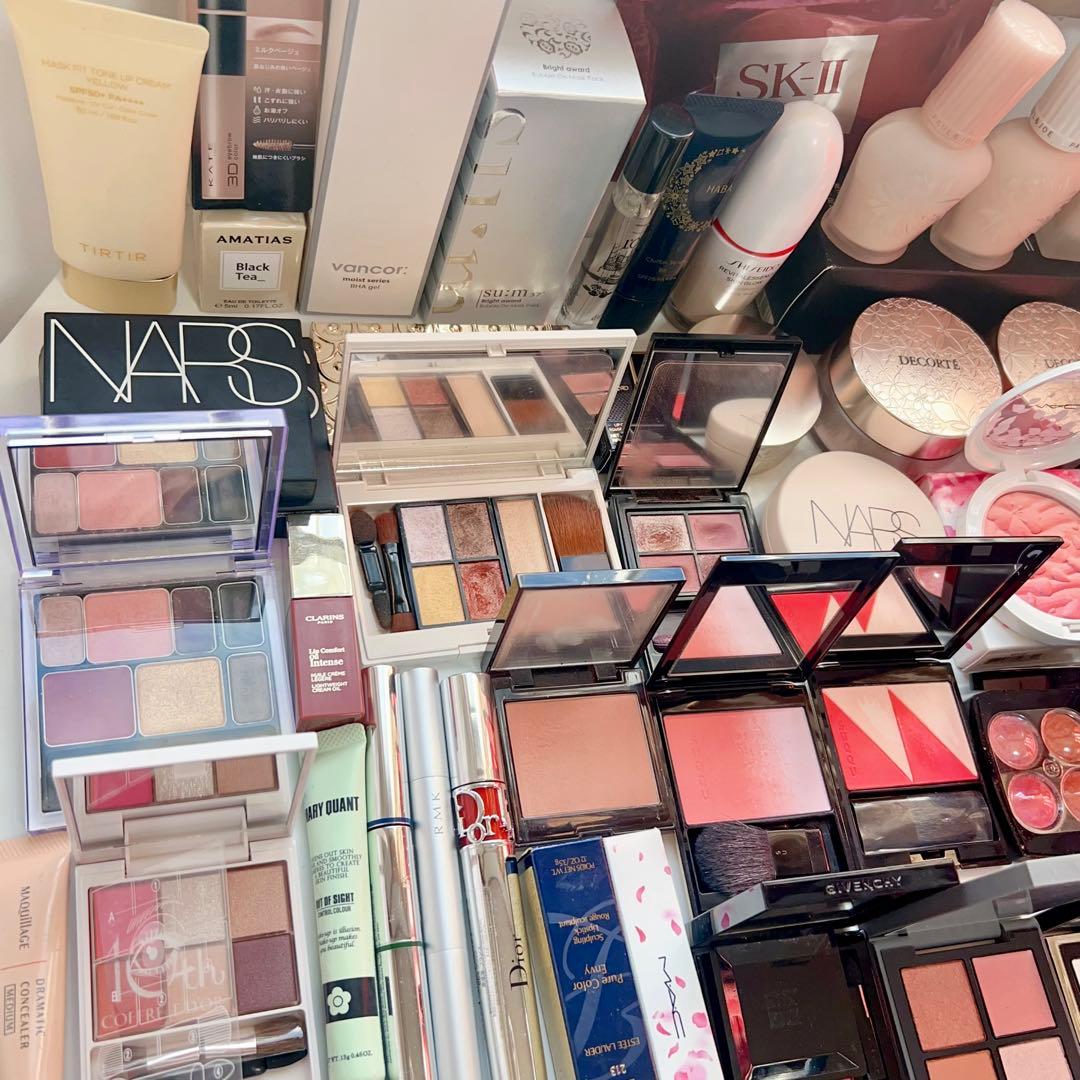 豪華デパコス　化粧品セット　プチプラ デパコス 大量コスメまとめ売り　美品新品