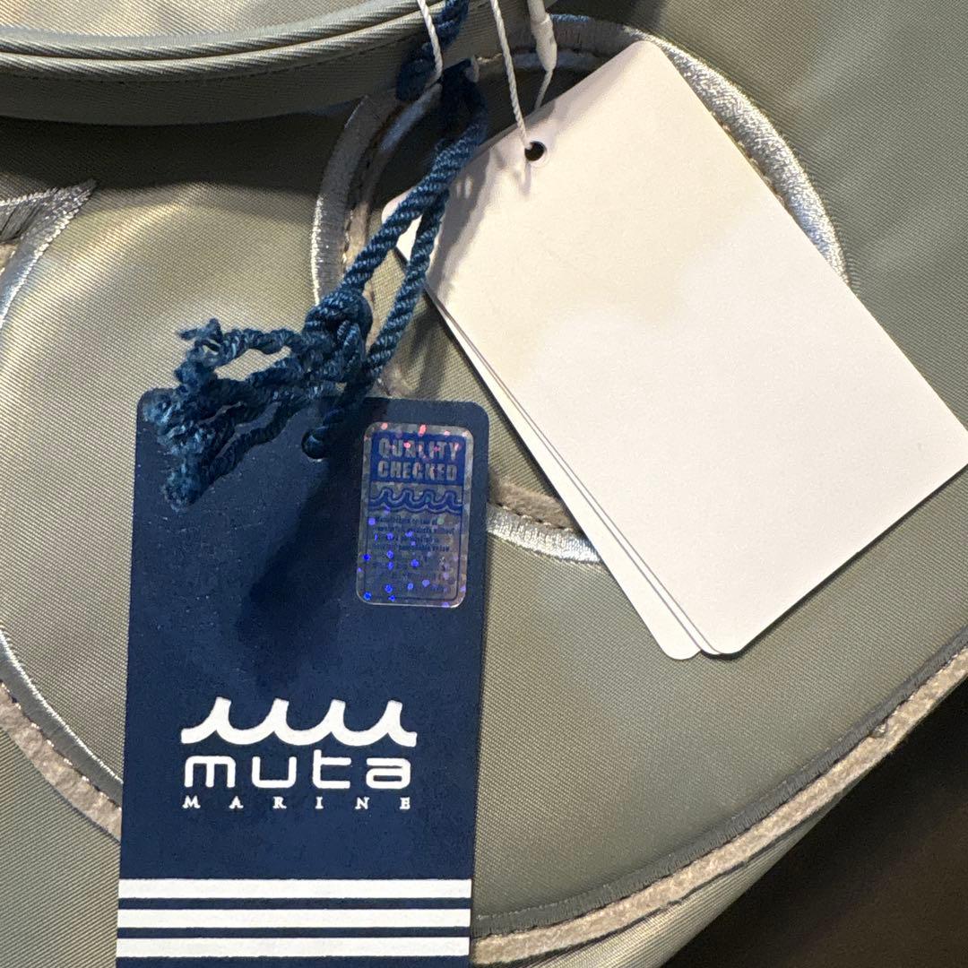 ウォーターリペレント　シューズ8バック　muta