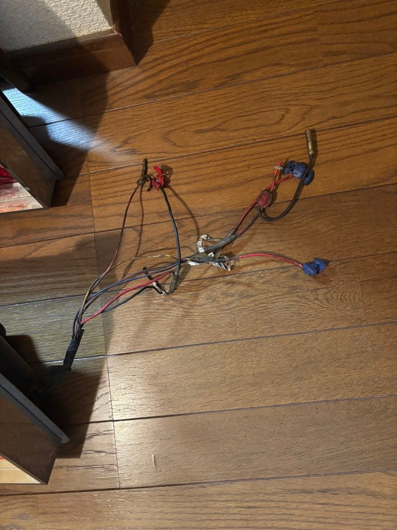 トラックテールランプ