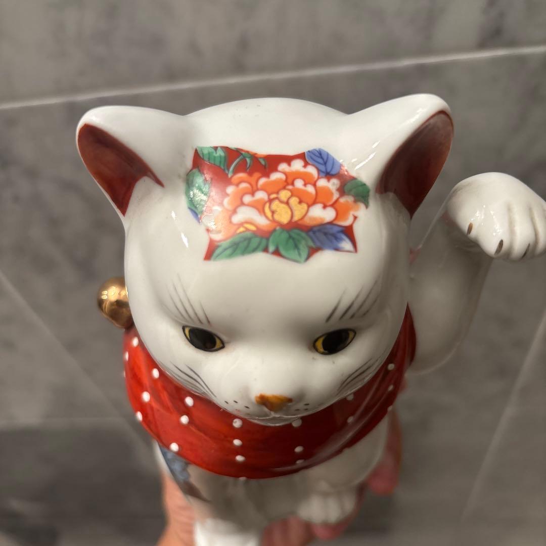 ヴィンテージ縁起の良い七福神が描かれ、可愛らしい瞳の招き猫