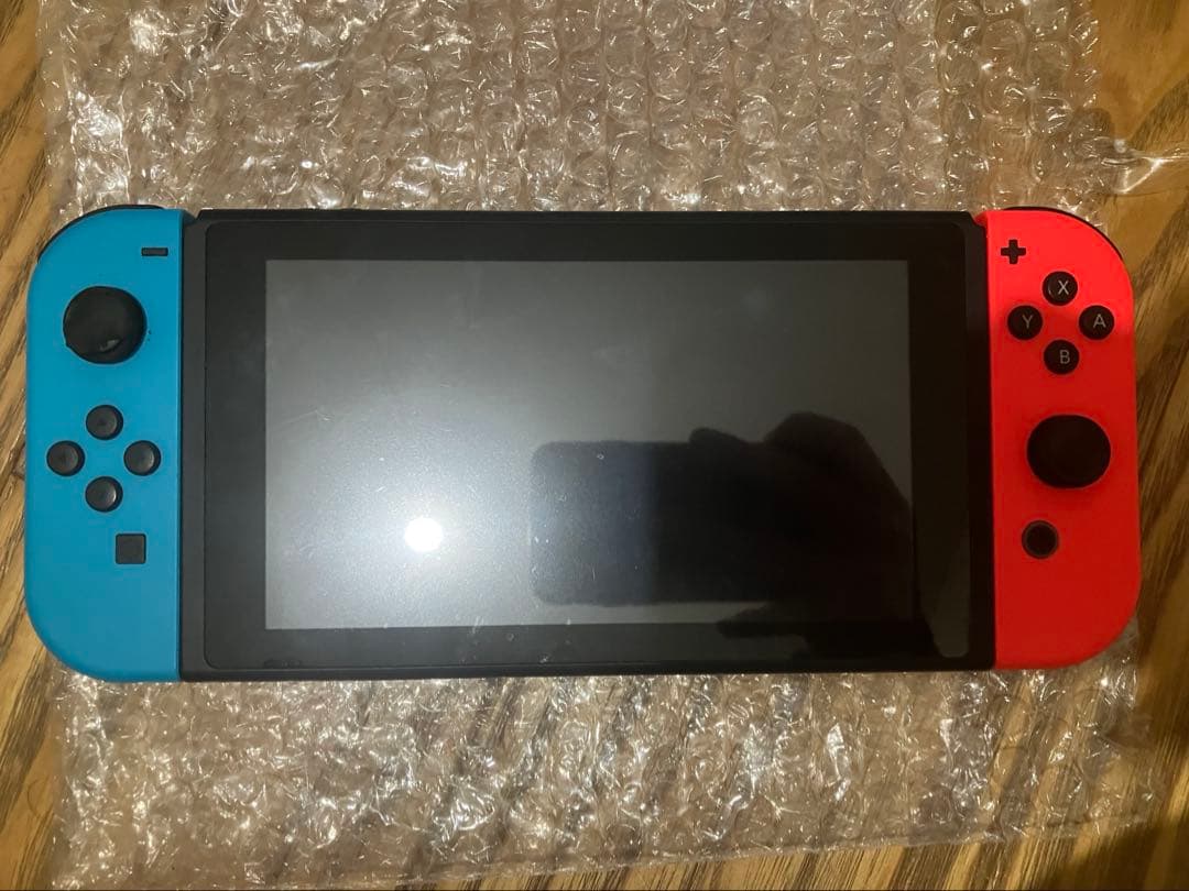 ニンテンドーSwitch 本体、Joy-Con