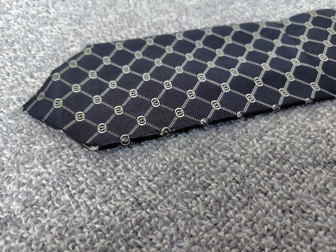 新品 擦れ有 GUCCI ネクタイ GGチェック ブラック 100％シルク