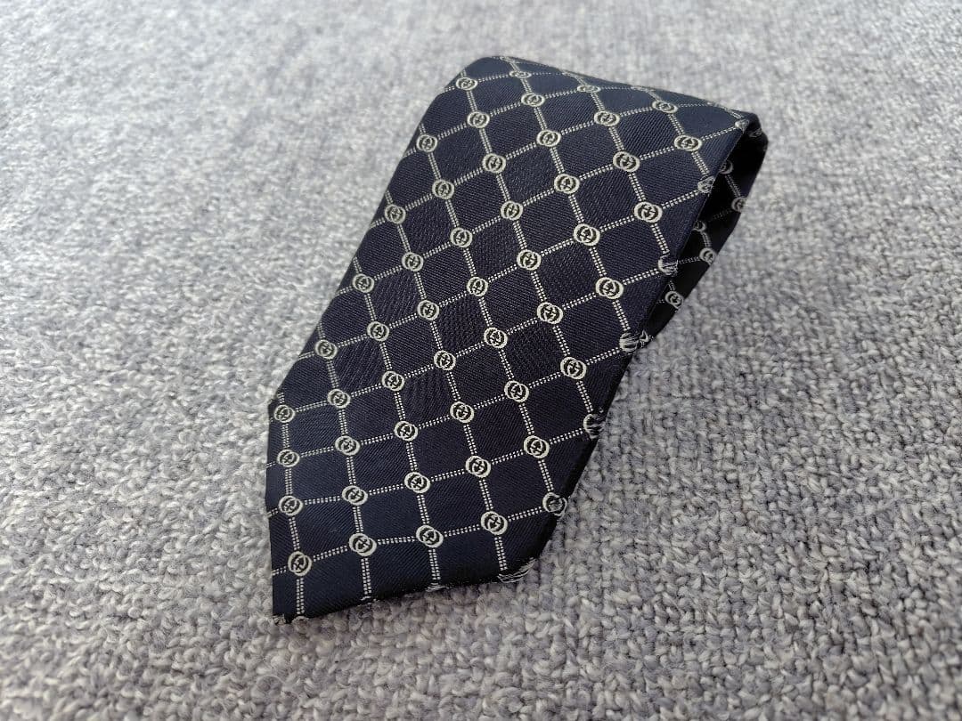 新品 擦れ有 GUCCI ネクタイ GGチェック ブラック 100％シルク