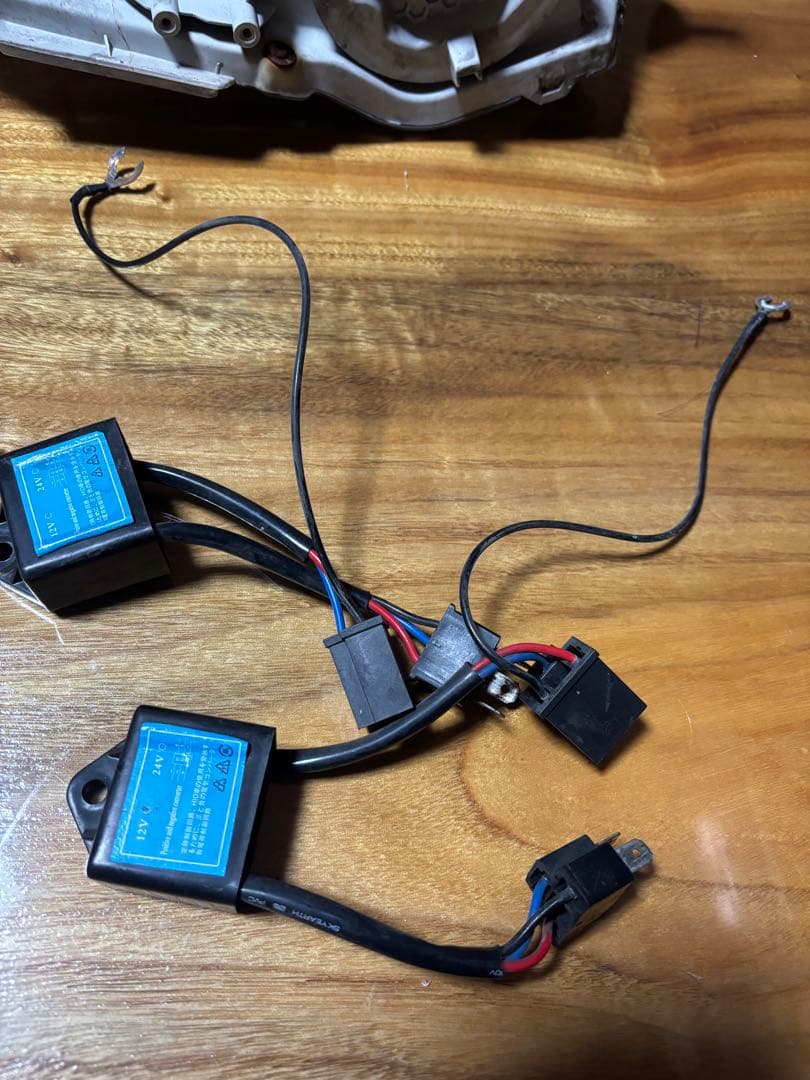 ハイエース ヘッドライト 4型 5型 6型 7型