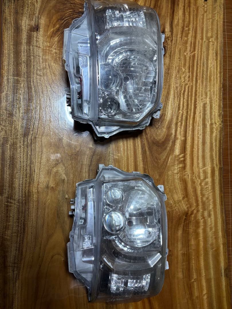 ハイエース ヘッドライト 4型 5型 6型 7型