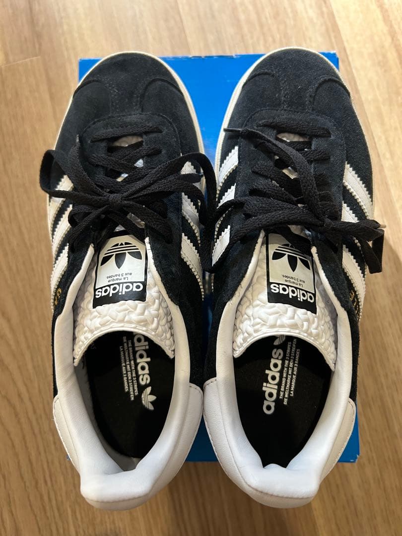 adidas ガゼルボールド ブラック