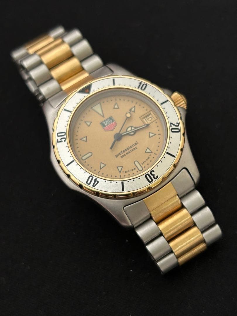 タグ・ホイヤー ダイバーズウォッチ プロフェッショナル200. 稼働中