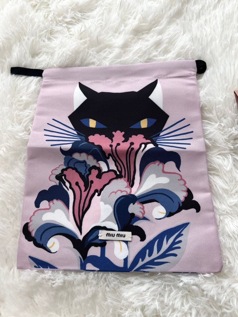 【正規品】大幅値引き可能 miumiu ヘアクリップ ヘアピン 猫の巾着袋付き
